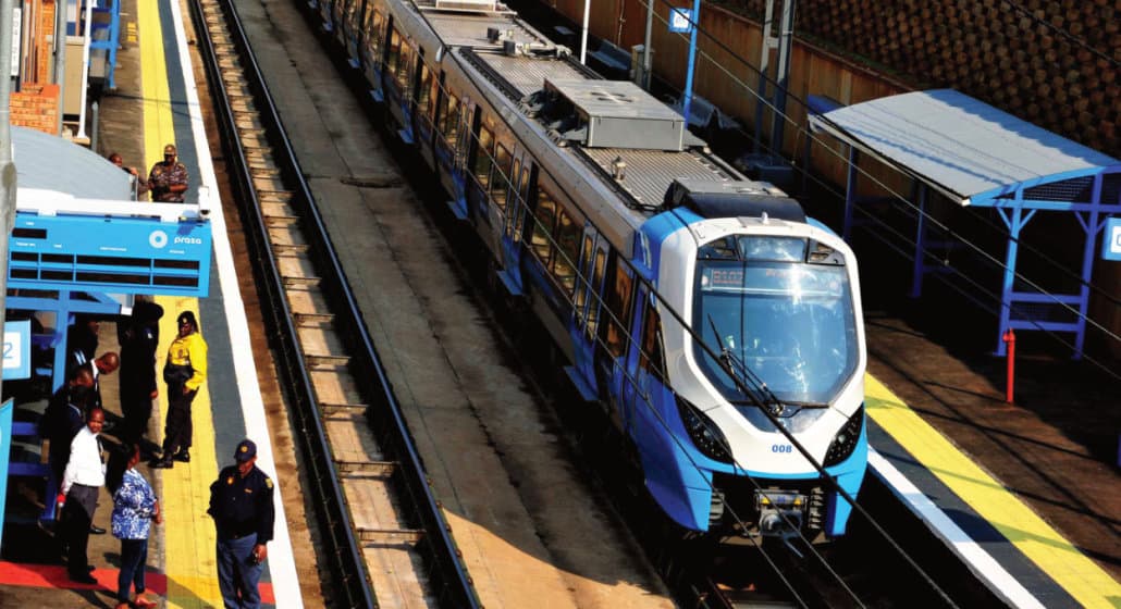 A Prasa train at the station.