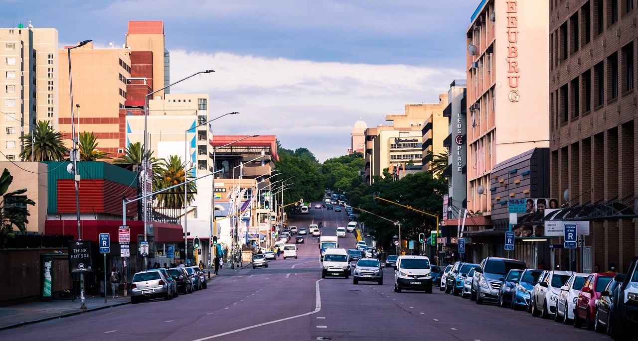A street in downtown Pretoria.